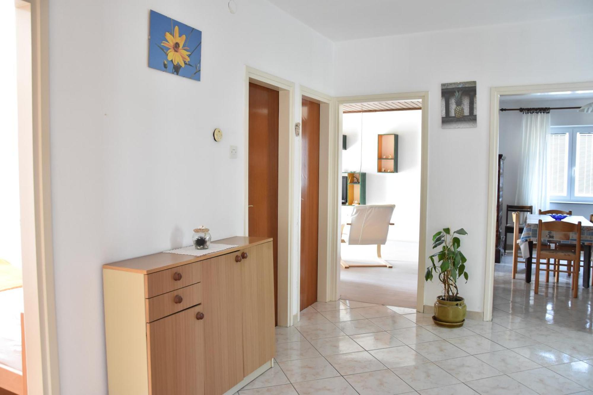 Apartment Miki Fazana